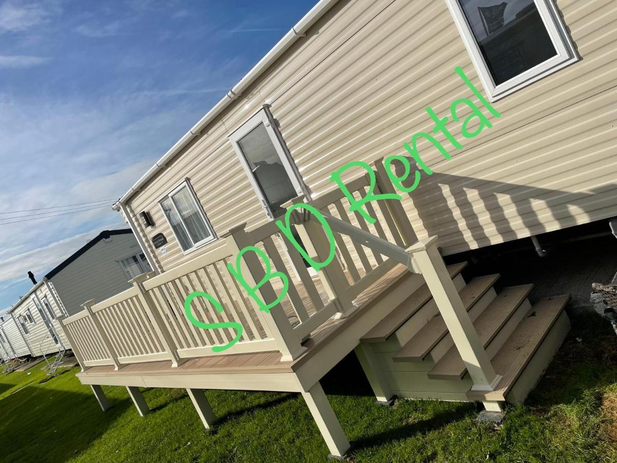 Summer Breeze Deluxe Caravan Rental Saint Osyth Buitenkant foto